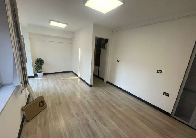 Ambient biznesi me qera 3+1 ne Tirane - 500 Euro