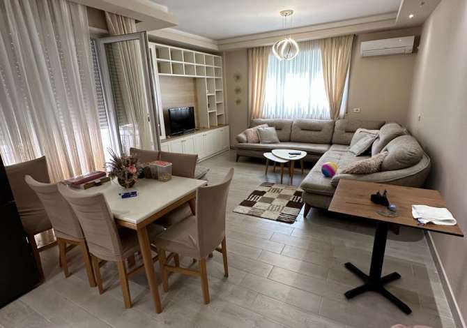 Shitet super apartament 2+1 Rezidenca Platea, Fresk/ 150000 euro