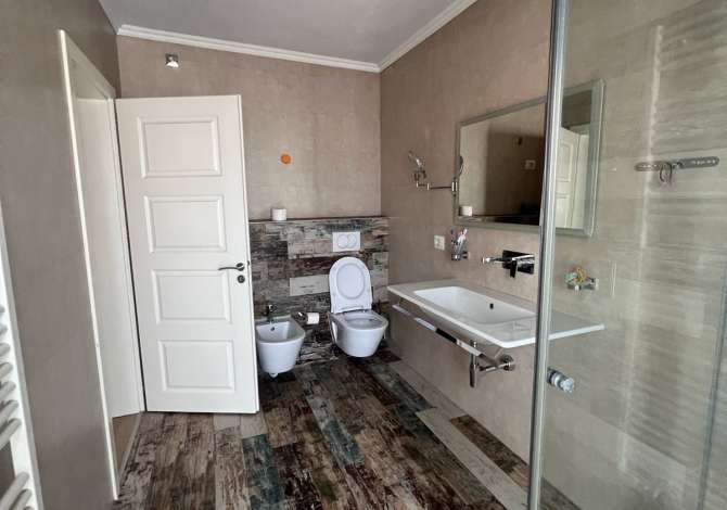 Shtepi me qera 3+1 ne Tirane - 750 Euro