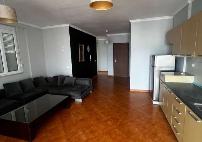 Shtepi me qera 2+1 ne Tirane - 500 Euro