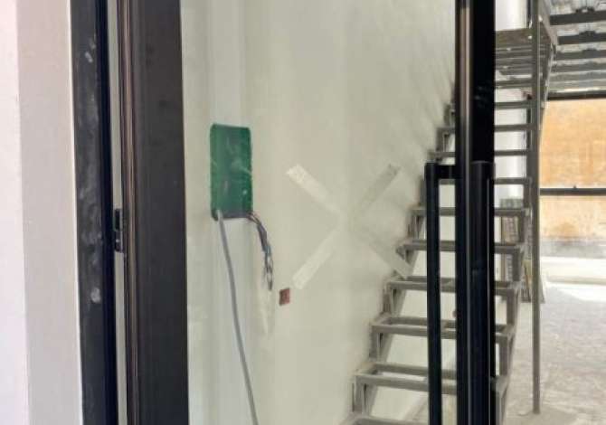 Ambient biznesi me qera 1+1 ne Tirane - 500 Euro