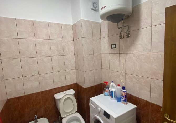 Shtepi me qera Apartament ne Tirane, 1+1, Mobilimi E mobiluar, Pagesa 550  Euro.