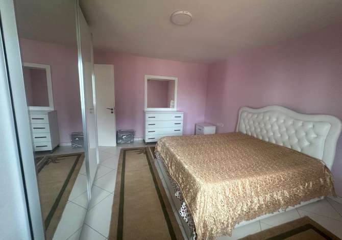 Shtepi me qera 2+1 ne Tirane - 600 Euro