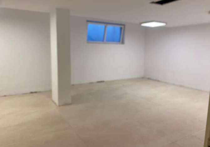 Shtepi me qera Vila Luksoze ne Tirane, 7+1, Mobilimi E mobiluar, Pagesa 5,000  Euro.