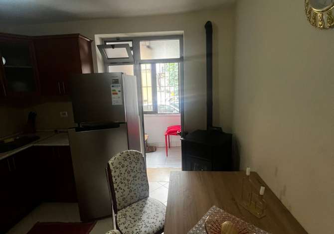 Shtepi me qera 1+1 ne Tirane - 400 Euro