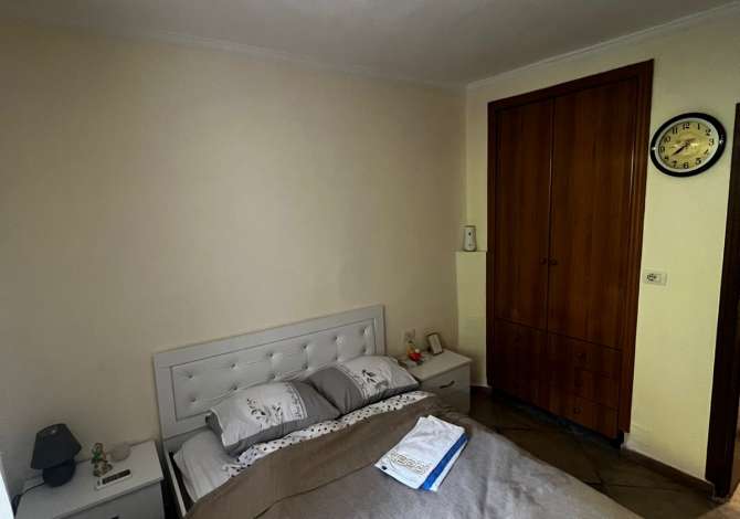 Shtepi me qera Apartament ne Tirane, 1+1, Mobilimi E mobiluar, Pagesa 400  Euro.