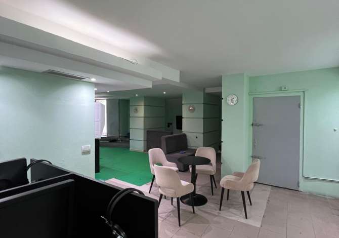 Marketplace for Business Brokers 1+1 in Tirana - 5,500 Euro