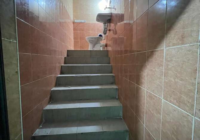 Shitet Biznes Bilardo+Salle Lojrash ne Vasil Shanto