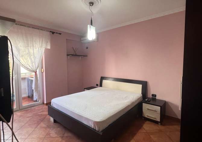 Shtepi me qera 2+1 ne Tirane - 800 Euro