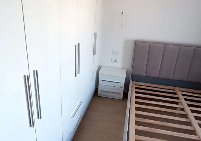 Shtepi me qera 2+1 ne Tirane - 300 Euro