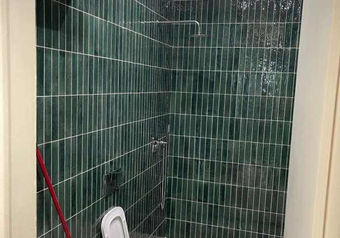 Jepet me qera ambjent biznesi ne Bllok, prane Xheko Imperial/ 1300 euro