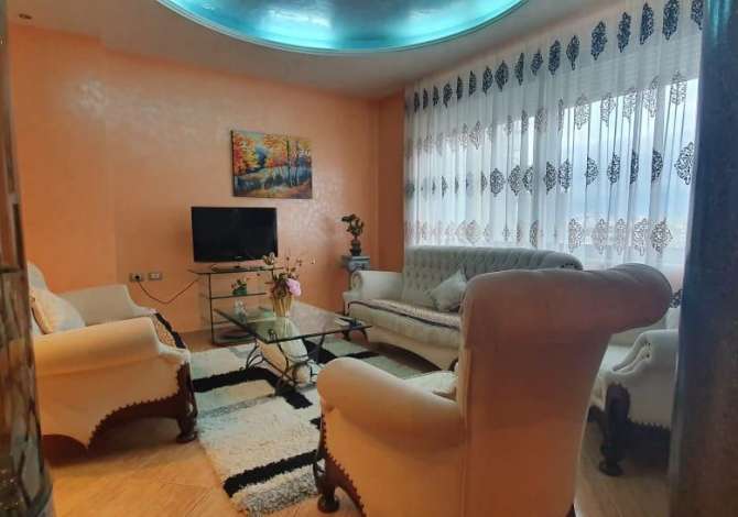 Shtepi me qera Apartament ne Tirane, 1+1, Mobilimi E mobiluar, Pagesa 600  Euro.