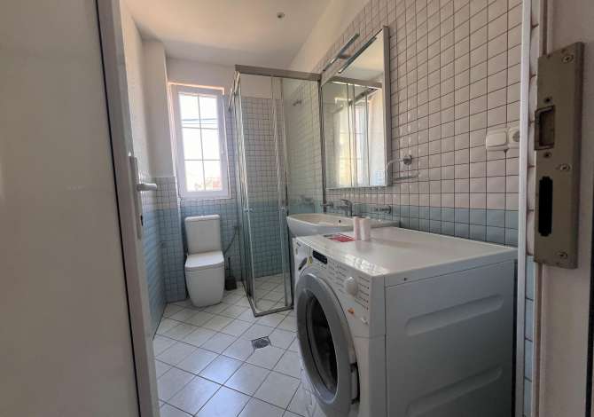 Shtepi me qera 2+1 ne Tirane - 440 Euro