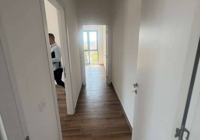 Shtepi me qera 3+1 ne Tirane - 650 Euro