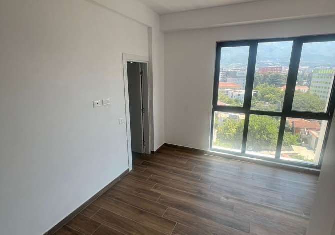 Apartment for rent in Tirana 3+1, Emty