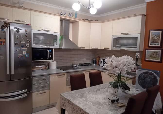 Shtepi ne shitje 2+1 ne Tirane - 135,000 Euro