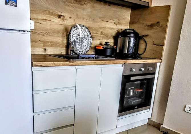 Shtepi me qera 1+1 ne Tirane - 450 Euro