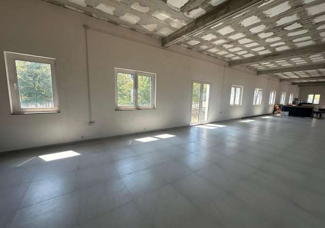 Business Property for Rent 1+1 in Tirana - 750 Euro