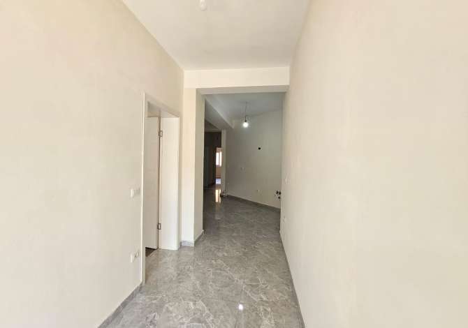Shtepi me qera 2+1 ne Tirane - 800 Euro