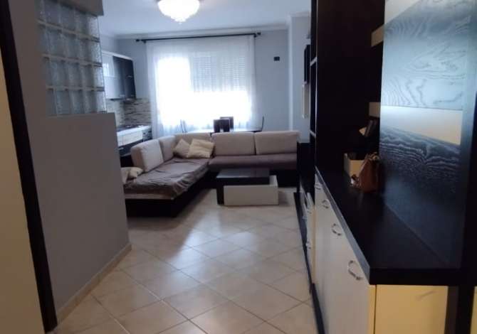 Shtepi me qera 1+1 ne Tirane - 700 Euro