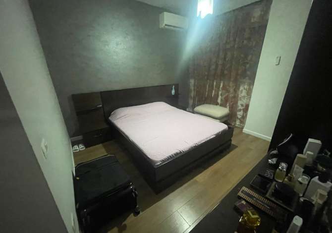 Shtepi me qera 2+1 ne Tirane - 65,000 Leke