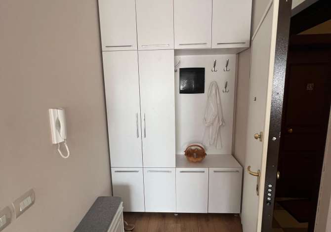 Shtepi me qera 2+1 ne Tirane - 850 Euro