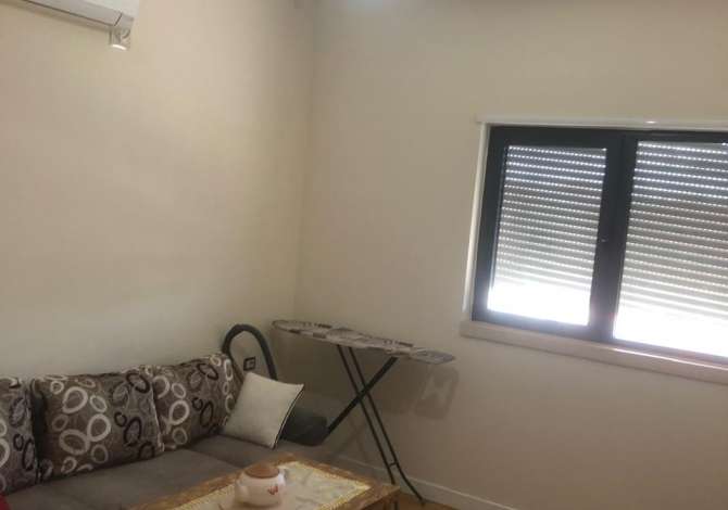 Shtepi ne shitje Apartament ne Tirane, 3+1, Mobilimi E mobiluar, Pagesa 155,005  Euro.