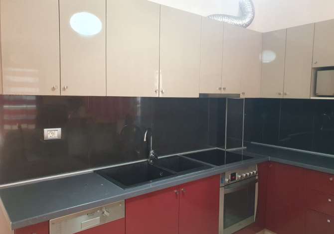 Shtepi me qera 1+1 ne Tirane - 450 Euro