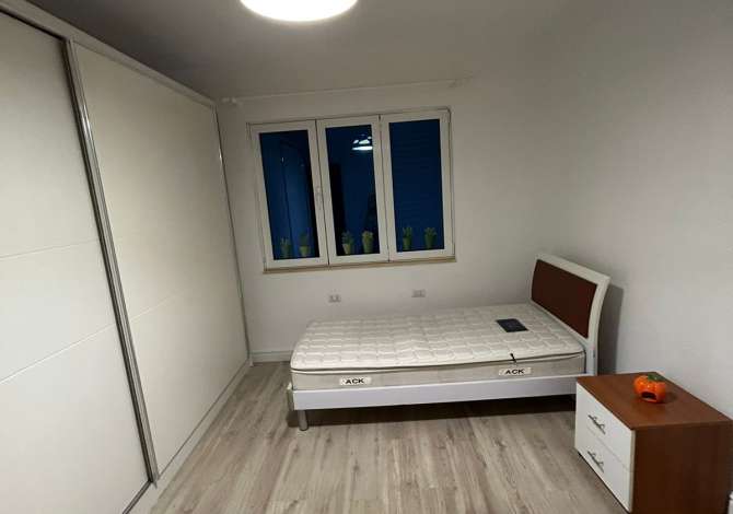 Shtepi me qera Apartament ne Tirane, 2+1, Mobilimi E mobiluar, Pagesa 43,000  Leke.
