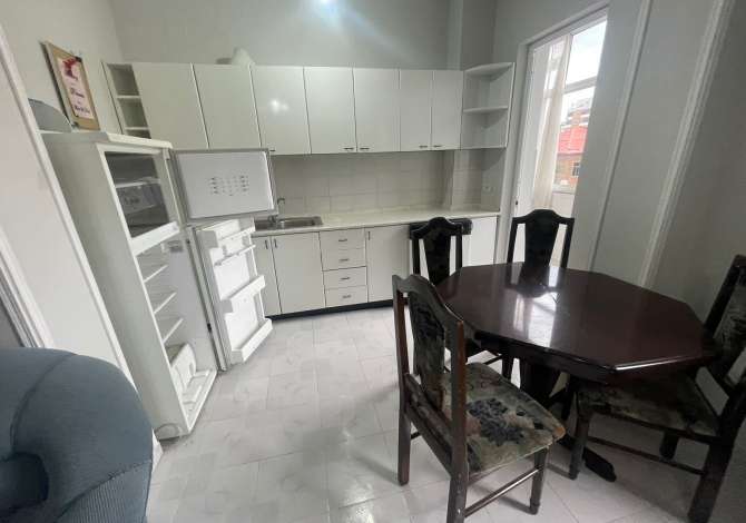 Shtepi me qera 2+1 ne Tirane - 550 Euro