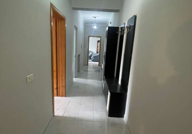 Shtepi me qera 2+1 ne Tirane - 550 Euro