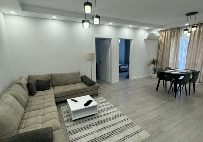Shtepi me qera 2+1 ne Tirane - 900 Euro
