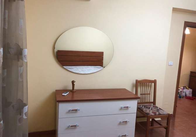 Shtepi me qera Apartament ne Tirane, 1+1, Mobilimi E mobiluar, Pagesa 550  Euro.