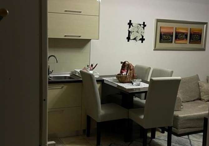 Shtepi me qera 2+1 ne Tirane - 450 Euro