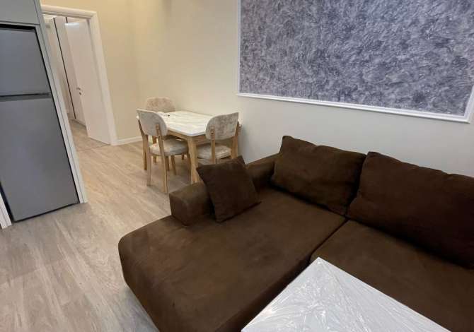 Shtepi me qera 1+1 ne Tirane - 50,000 Leke