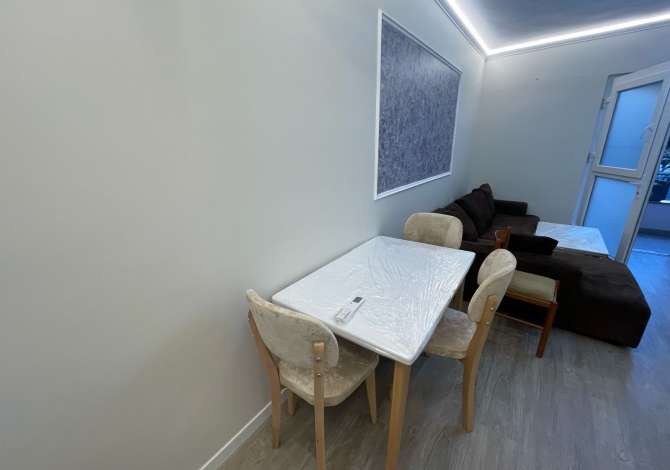 Shtepi me qera 1+1 ne Tirane - 50,000 Leke