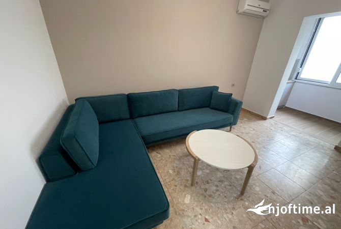 Shtepi me qera 1+1 ne Tirane - 650 Euro