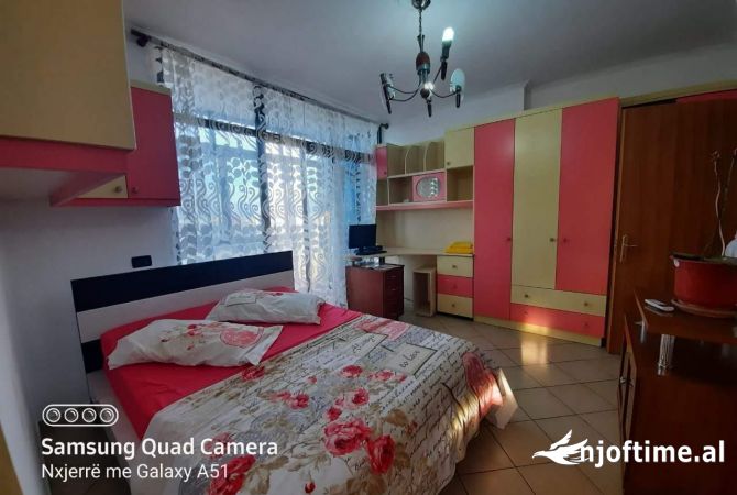 Shtepi me qera 3+1 ne Tirane - 800 Euro