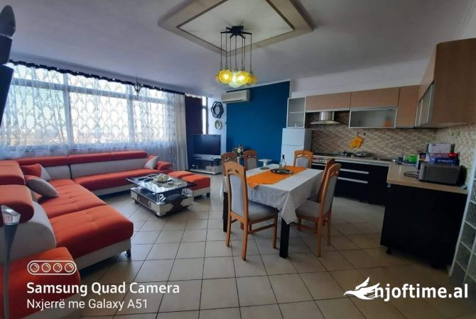 Shtepi me qera 3+1 ne Tirane - 800 Euro