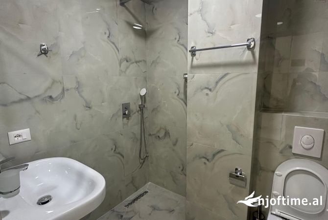 Shtepi me qera Apartament ne Tirane, 1+1, Mobilimi E mobiluar, Pagesa 350  Euro.