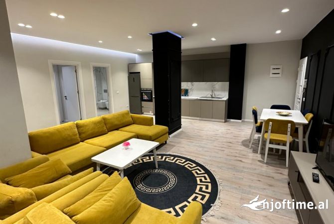 Shtepi me qera Apartament ne Tirane, 2+1, Mobilimi E mobiluar, Pagesa 600  Euro.