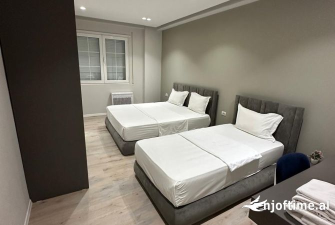 Shtepi me qera Apartament ne Tirane, 2+1, Mobilimi E mobiluar, Pagesa 600  Euro.