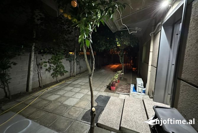 Shtepi me qera Apartament ne Tirane, 2+1, Mobilimi E mobiluar, Pagesa 500  Euro.