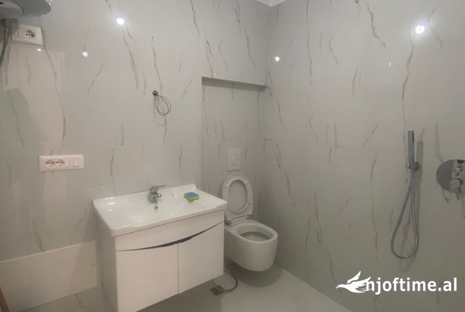 Casa in vendita Garsoniere a Tirana - 85,000 Euro