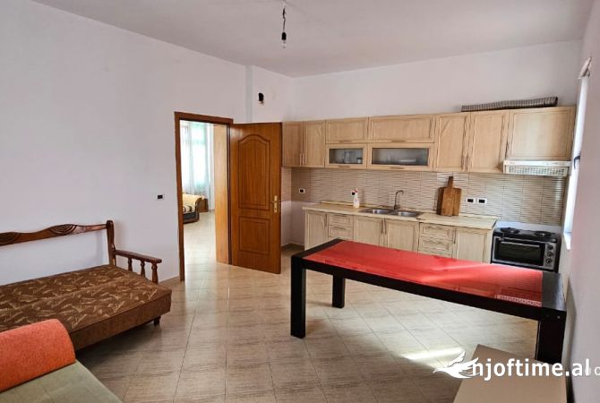 Shtepi me qera 2+1 ne Tirane - 550 Euro