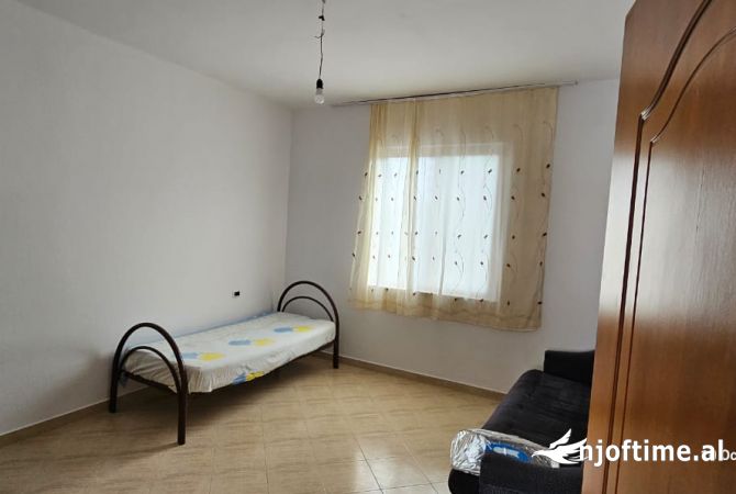 Shtepi me qera 2+1 ne Tirane - 550 Euro