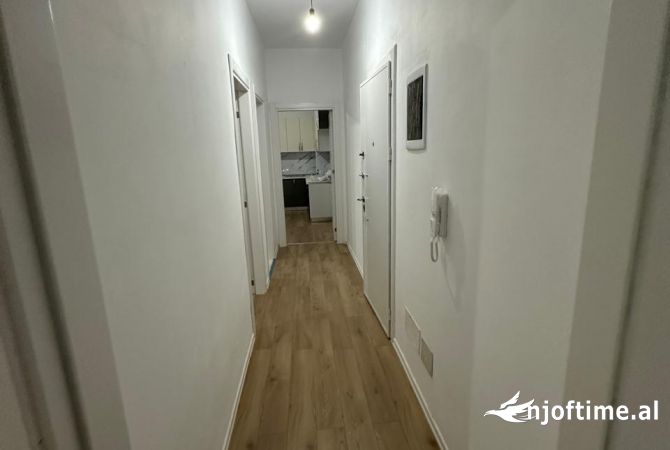 Shtepi me qera 2+1 ne Tirane - 30,000 Leke