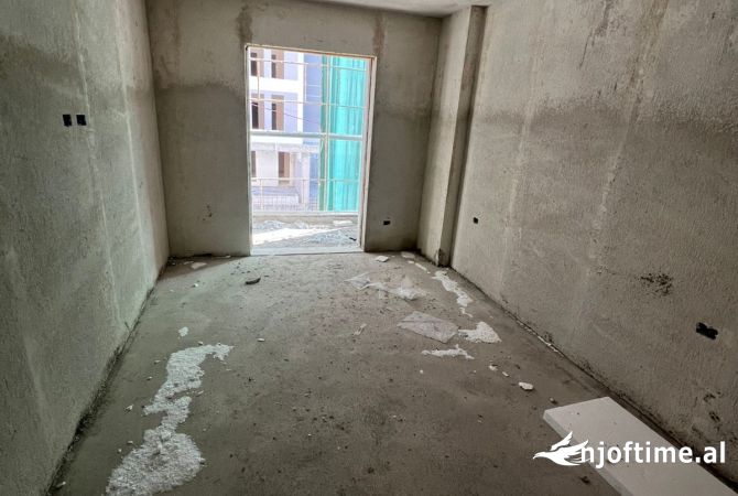Shtepi ne shitje 2+1 ne Tirane - 80,537 Euro
