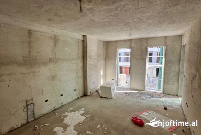 Shtepi ne shitje 2+1 ne Tirane - 80,537 Euro