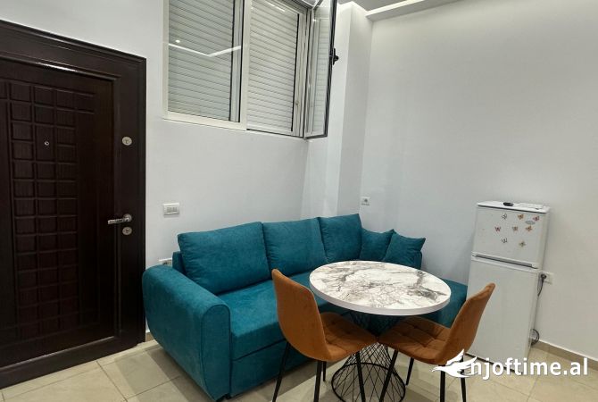 Shtepi me qera 1+1 ne Tirane - 400 Euro